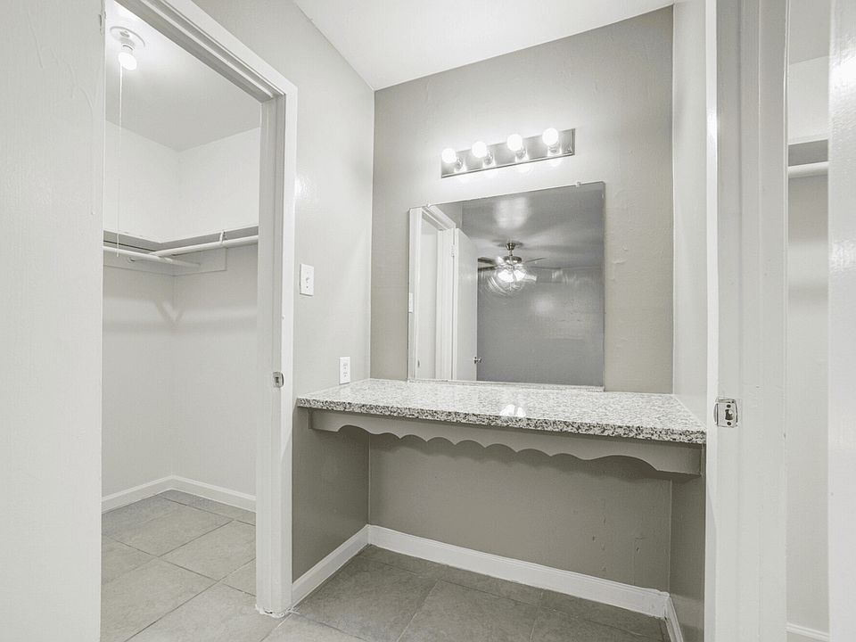Ashford St Cloud Bathroom2