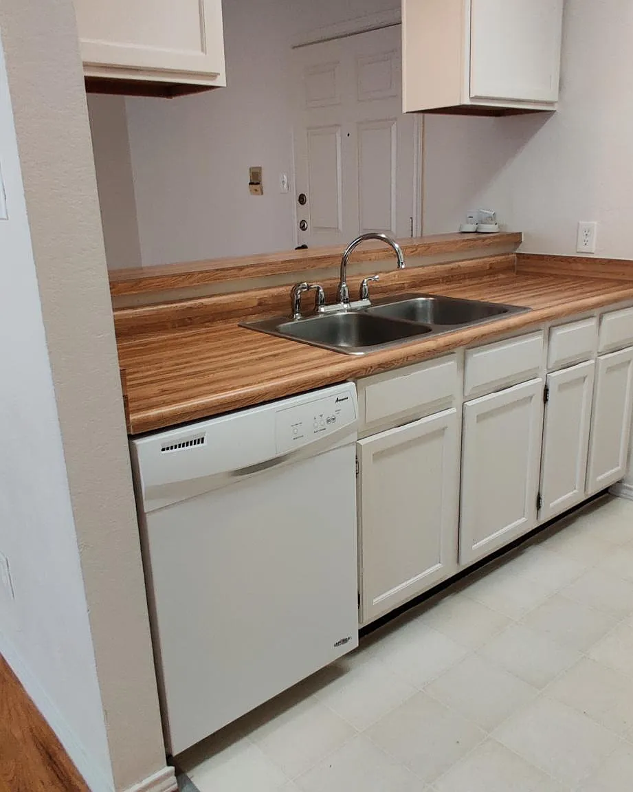 1 bed, 775 sqft, $1,449 — Photo 3