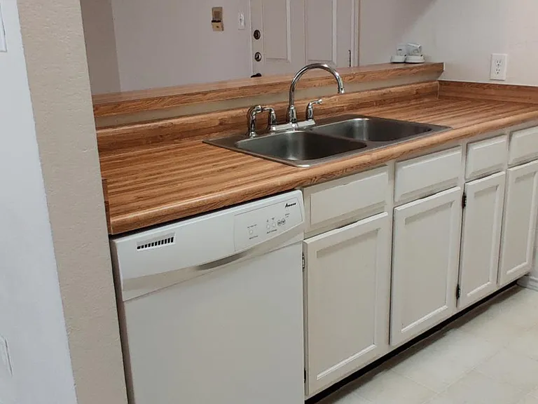 4105 Prescott Ave — Photo 3