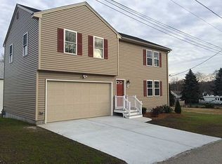 130 Providence Ave, Riverside, RI 02915