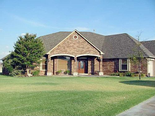 1st image of 2006 Mimosa Dr NW
