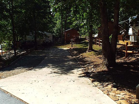 2nd image of 350 Elkmont Trl #150
