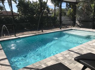 678 93rd Ave N #1, Naples, FL 34108