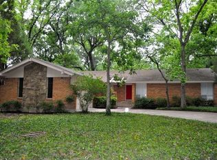 3212 Lockridge Cir, Dallas, TX 75233