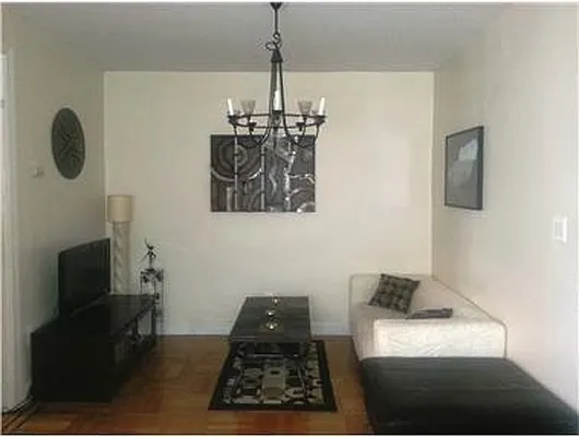 Rented by Douglas Elliman | media 14