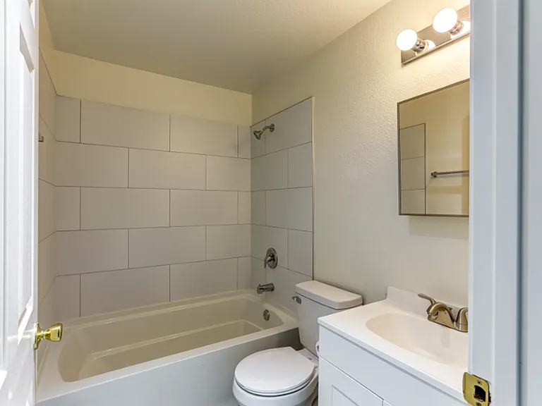 Sierra View Townhomes — Photo 17