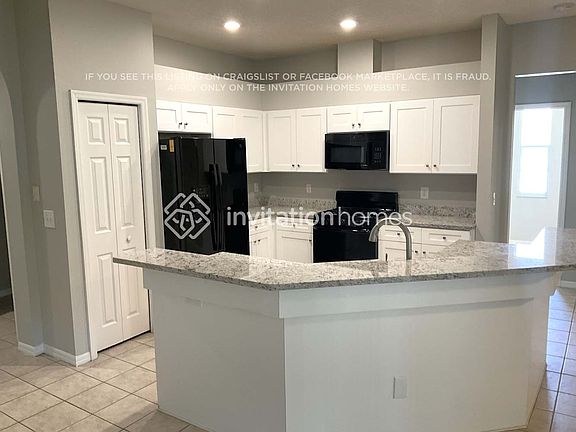 4th image of 9315 Poplar Creek Ct