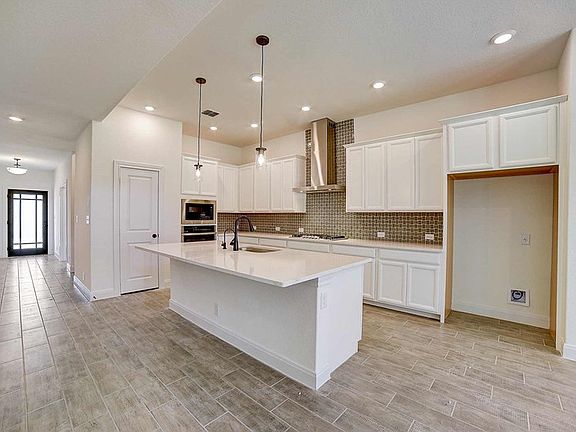 The Costner - Kitchen