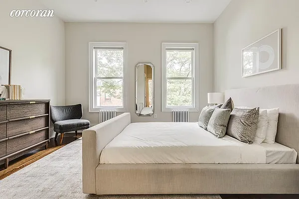 Rented by Corcoran | media 27