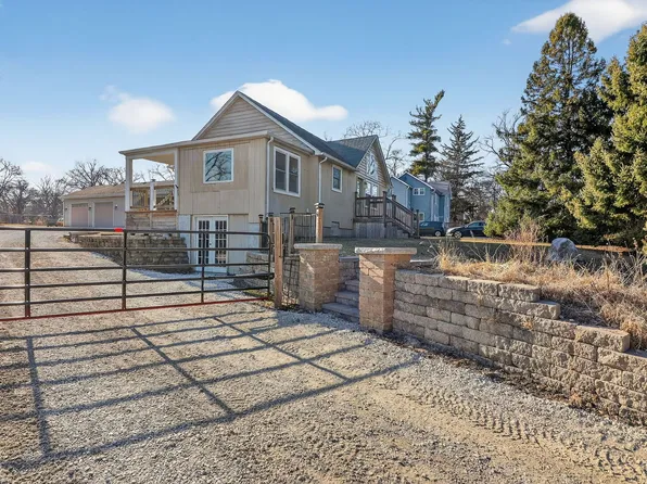 (undisclosed Address), Downers Grove, IL 60516