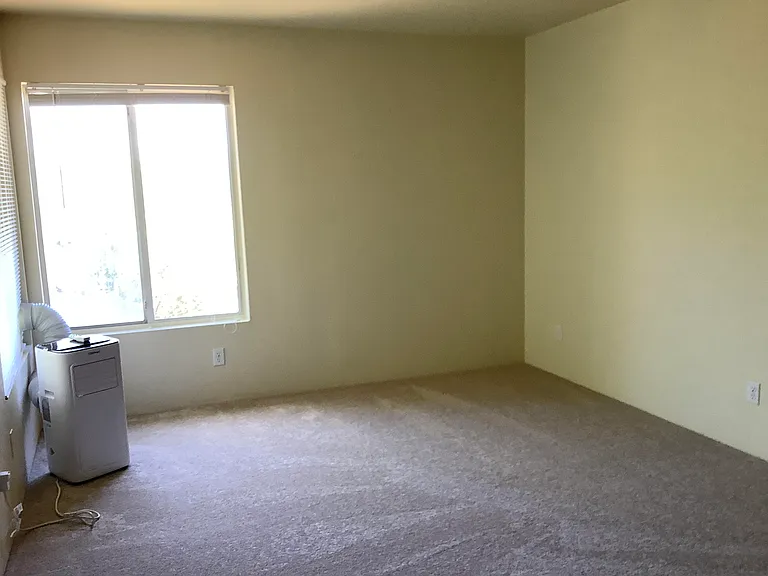 604 N Bagby Dr #A — Photo 11