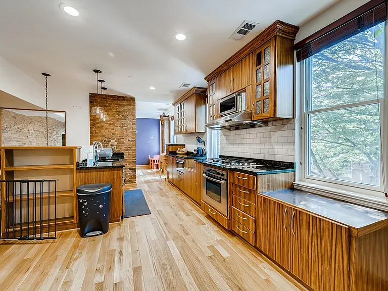 2200 E Baltimore St — Photo 19