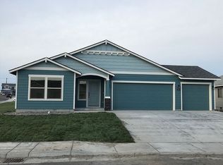 2328 NW Valley View Dr, Hermiston, OR 97838