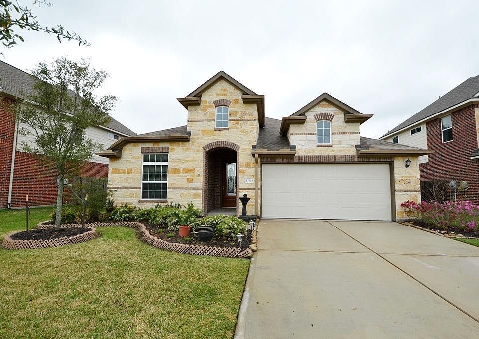 1st image of 17603 Elverson Oaks Dr