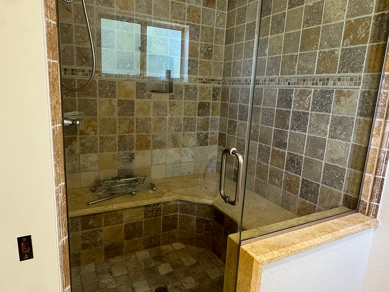 5766 Newcastle Ave — Photo 36