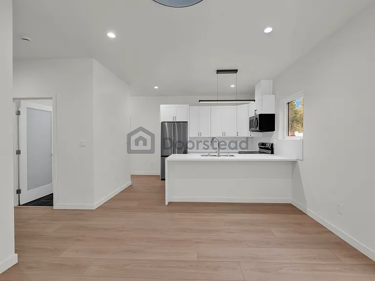 7000 Ramsgate Ave #ADU — Photo 4