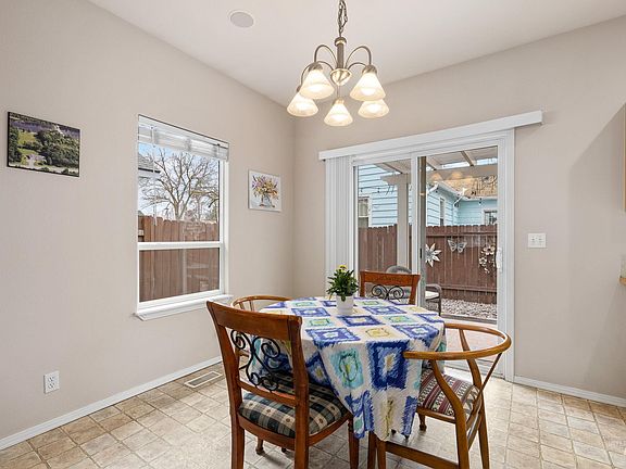 4th image of 1005 N Harding St