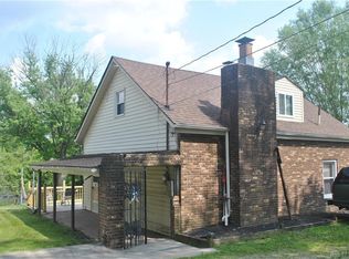 2432 E Home Rd, Springfield, OH 45503