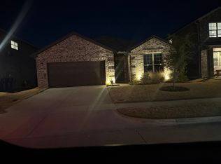 950 Hurstwood Dr, Van Alstyne, TX 75495