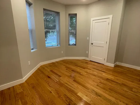 559 E 4th St #2A, Boston, MA 02127