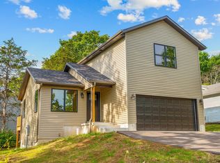 202 Eric Dr, Kirbyville, MO 65679