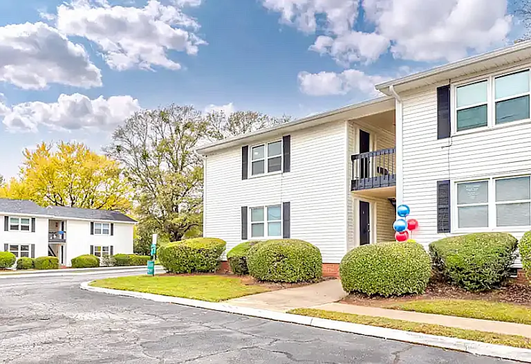 Mauldin Heights — Photo 14