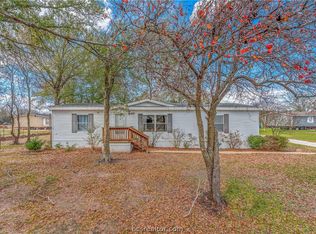 6013 Standing Rock Rd, Bryan, TX 77808