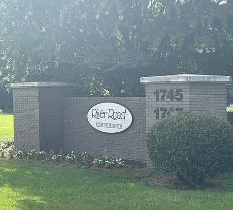 2nd image of 1745 Jack Warner Pkwy APT C4