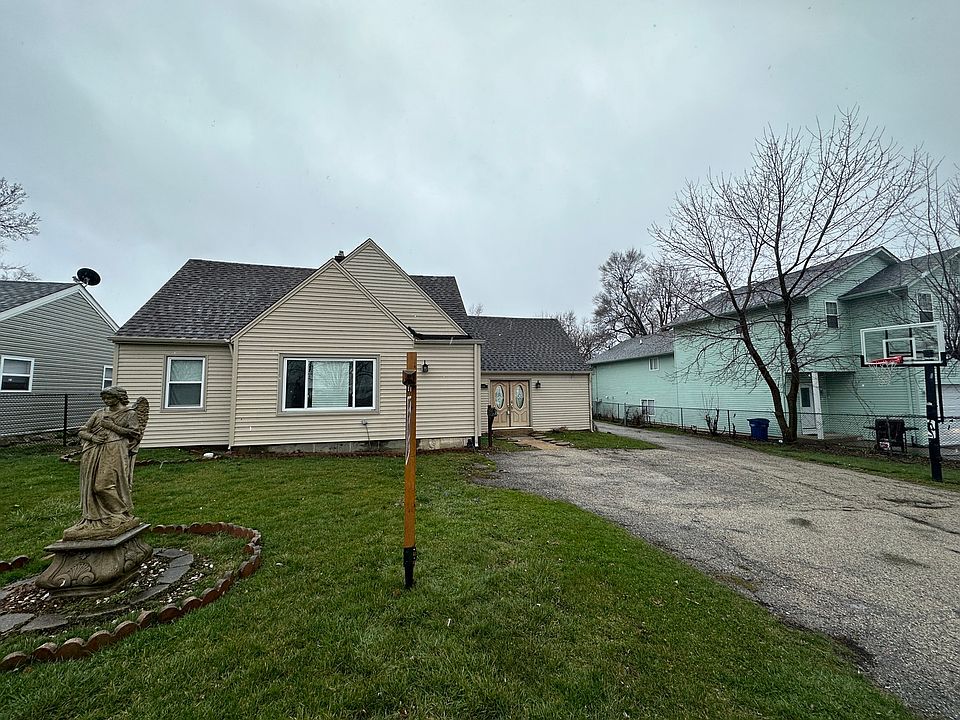 1st image of 110 Forest Glen Dr
