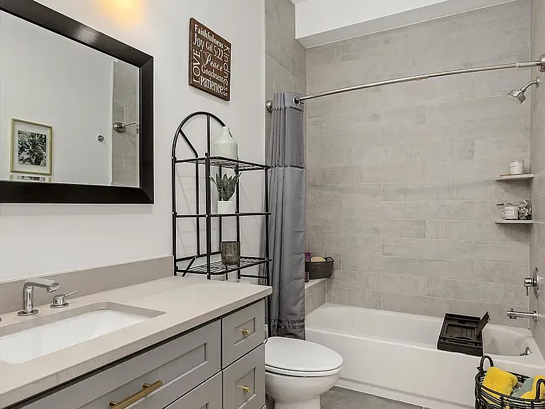 262 Mack Ave #1 — Photo 25