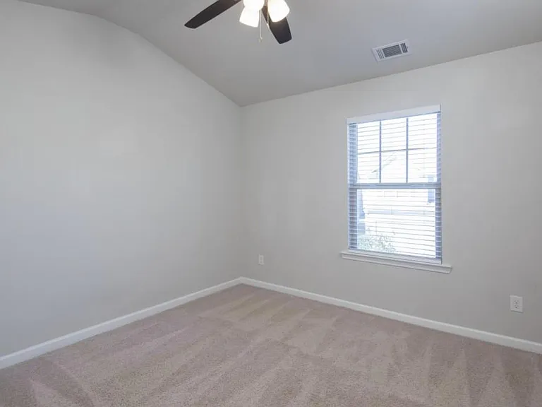 182 Highland Pointe Cir E — Photo 8