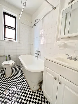 Rented by Zjama Realty Corp | media 3