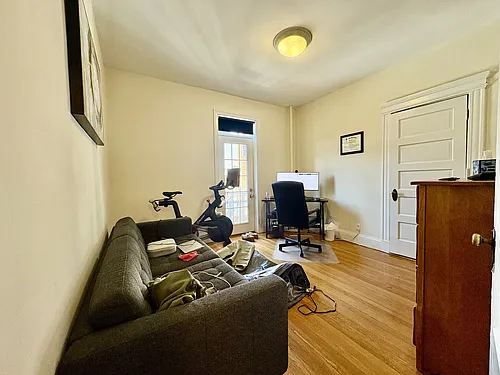210 Winthrop Rd #2 Photo 1