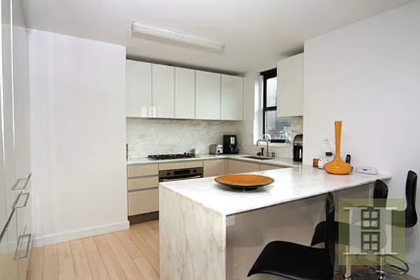 Rented by Halstead Real Estate | media 50