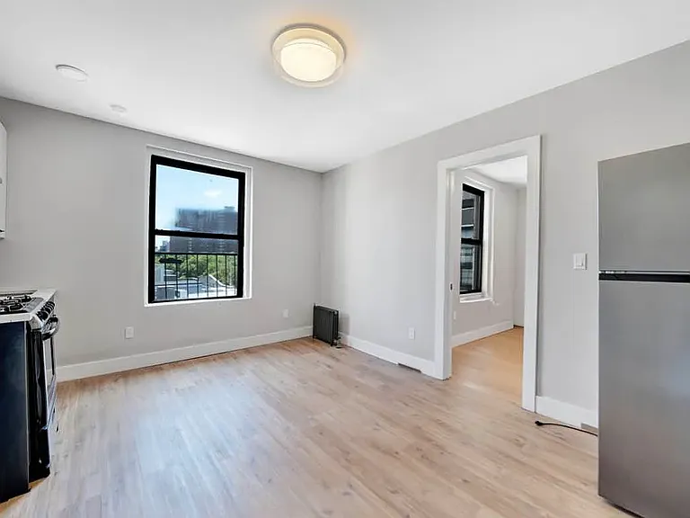 545 W 125th St #67 — Photo 2