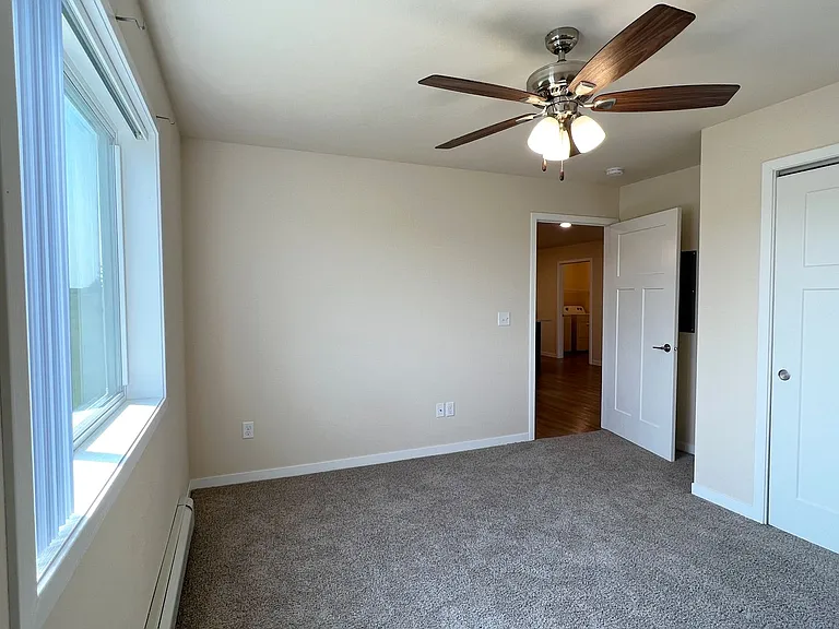 1419 Pine St #9 — Photo 58