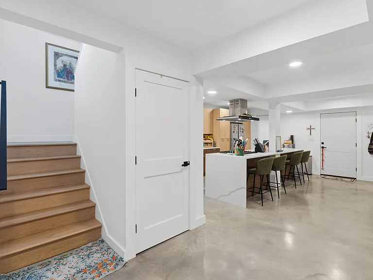 904 Quinnipiac Ave — Photo 36