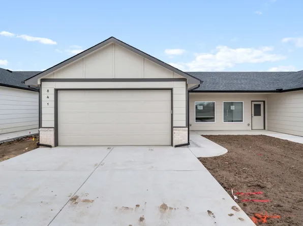 841 S Wybern St, Valley Center, KS 67147