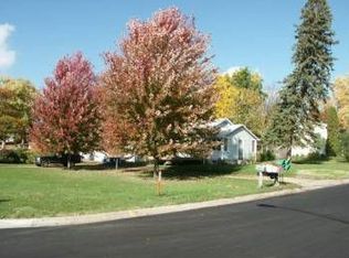 2055 Bellaire Ln, Mound, MN 55364