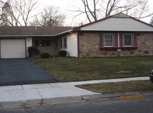 20 Normandy Ln, Lawnside, NJ 08045