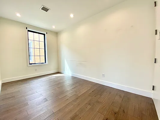Rented by Compass | media 5