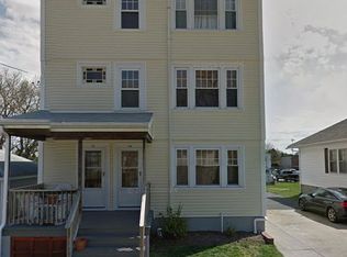 15 Hall Ave, Warren, RI 02885