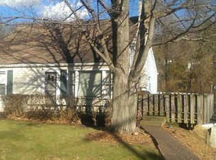 6213 Pleasant St, South Park, PA