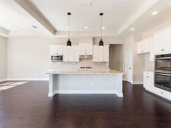 4th image of 343 Silver Sage Ln
