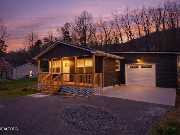 208 Old Lake City Hwy, Rocky Top, TN 37769