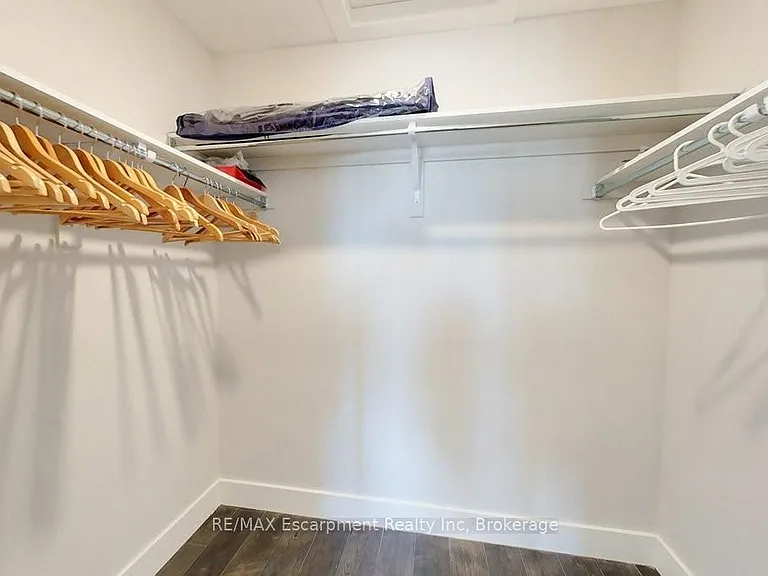 212 Courtland St — Photo 21