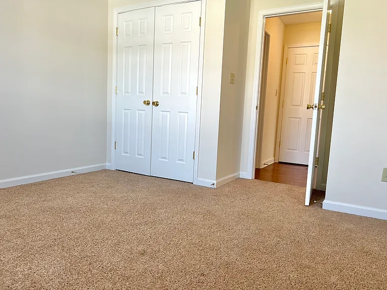 805 & 807 Melanie Ln #807 — Photo 7