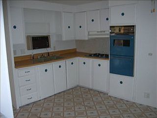 3rd image of 4946 N Columbine Dr
