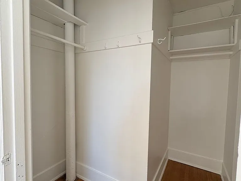 Capitol Building Apartments — Photo 10