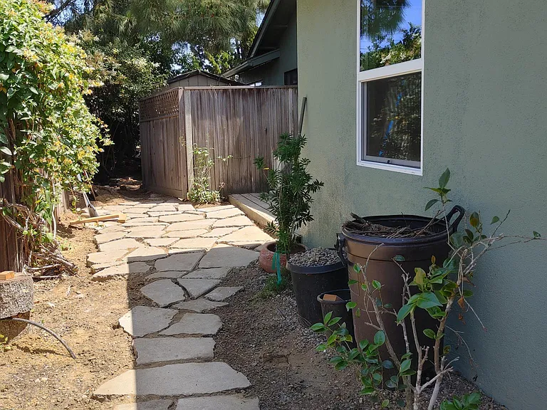 Litchfield Ln — Photo 3